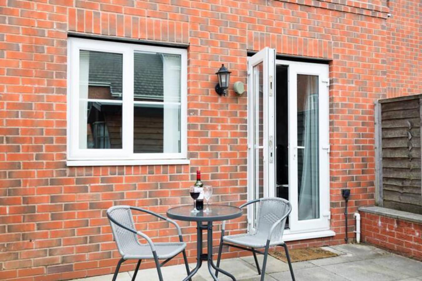 Walsall Group Accommodation Ngoại thất bức ảnh