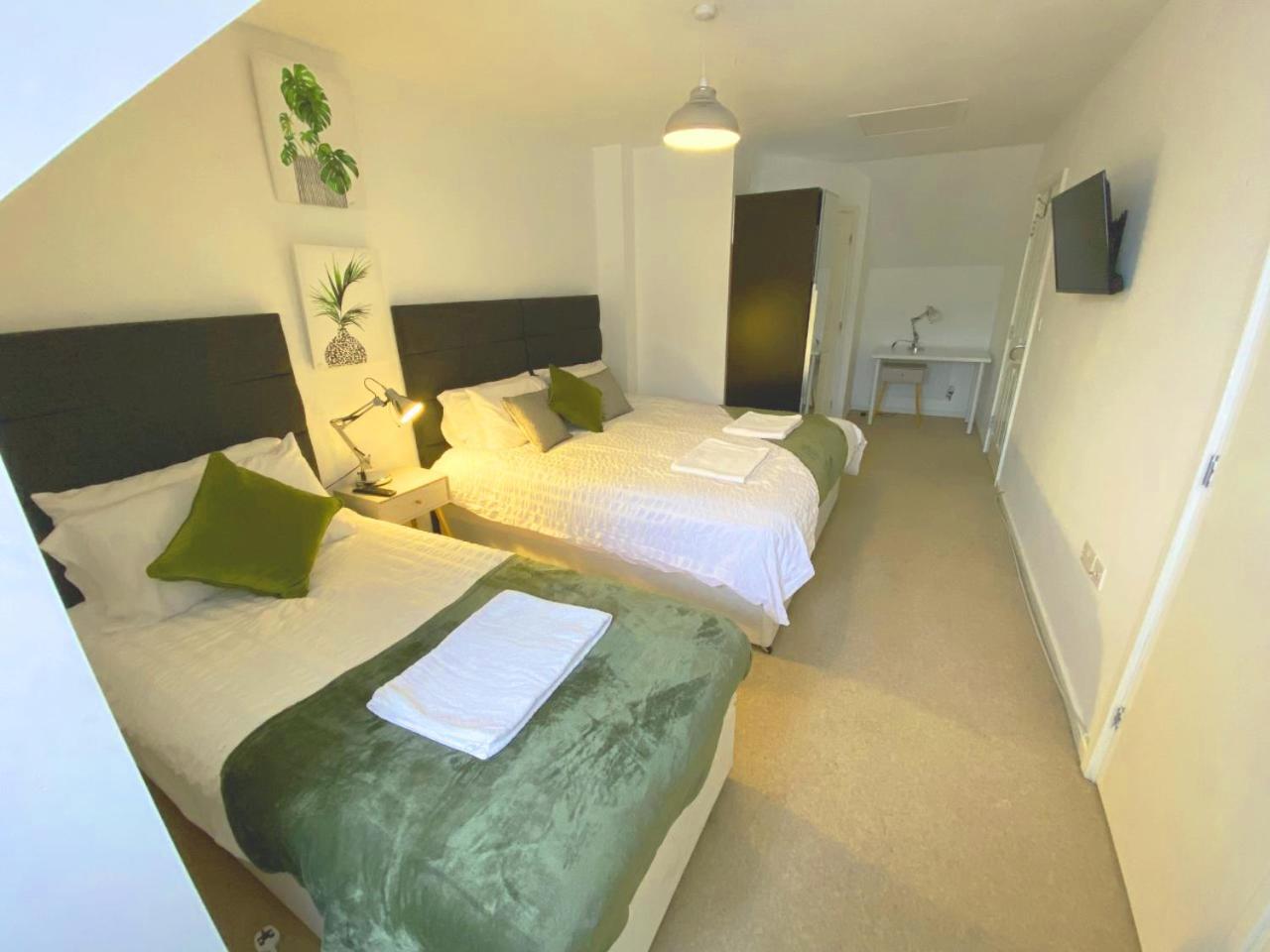 Walsall Group Accommodation Ngoại thất bức ảnh