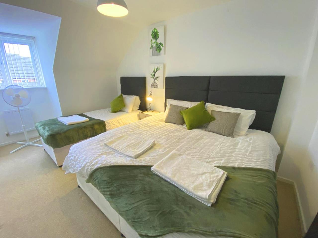Walsall Group Accommodation Ngoại thất bức ảnh